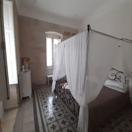 Oda ve Kahvaltı Dimora Girolamo 3*