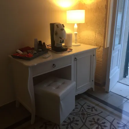 Oda ve Kahvaltı Dimora Girolamo 3*