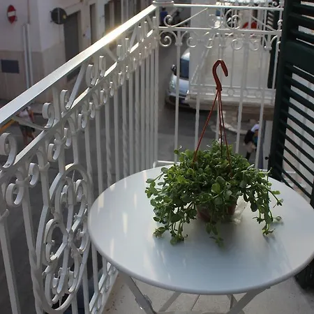 Bed & Breakfast Dimora Girolamo 3*